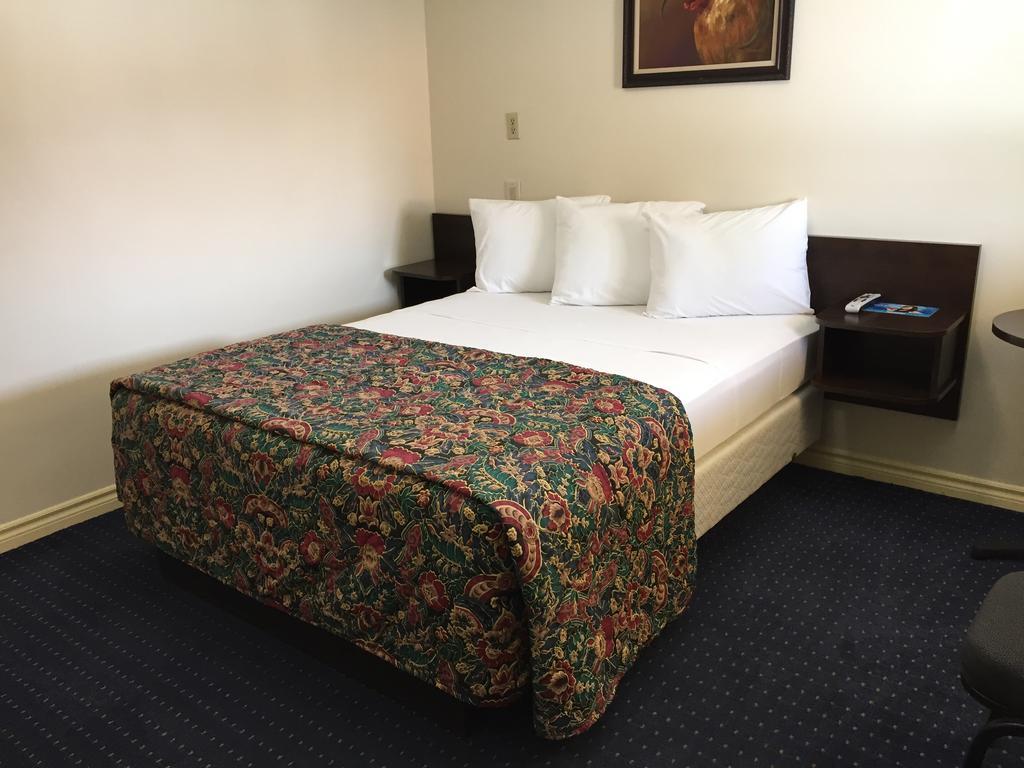 Mayfair Motel Inyokern Экстерьер фото